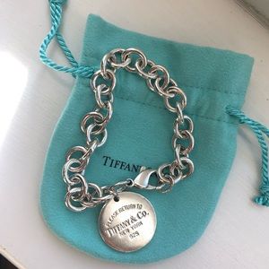 Tiffany & Co. Return to Tiffany Bracelet